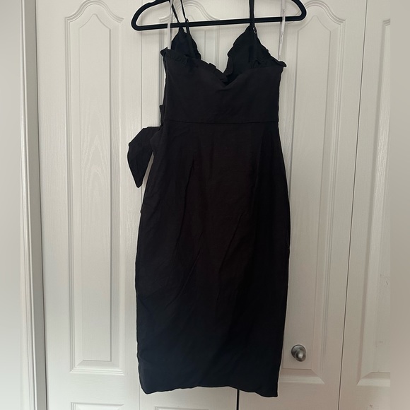 LOVERS & FRIENDS wrap dress - Picture 2 of 7